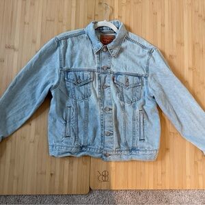 Light Wash Denim Jacket - Classic Jean Jacket